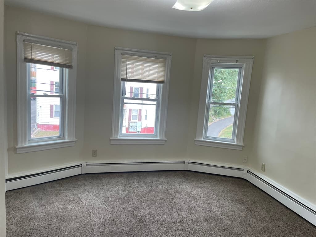 175 Grattan, Chicopee MA 01020 photo 21