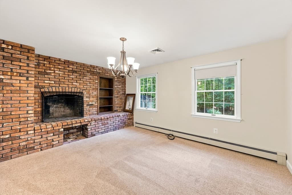 81 Warren Rd, Townsend MA 01469 photo 6