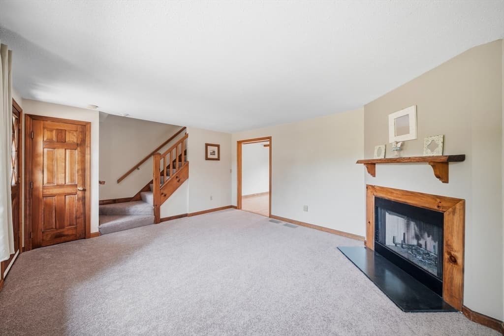 C26 Scotty Hollow Dr # C26, Chelmsford MA 01863 photo 7