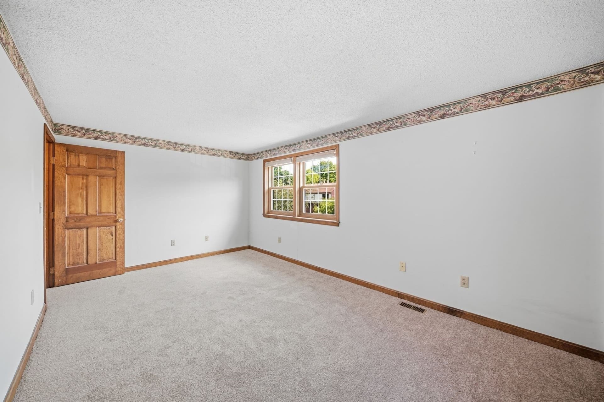 Condominium at C26 Scotty Hollow Dr # C26, Chelmsford MA 01863, photo 11 of 32