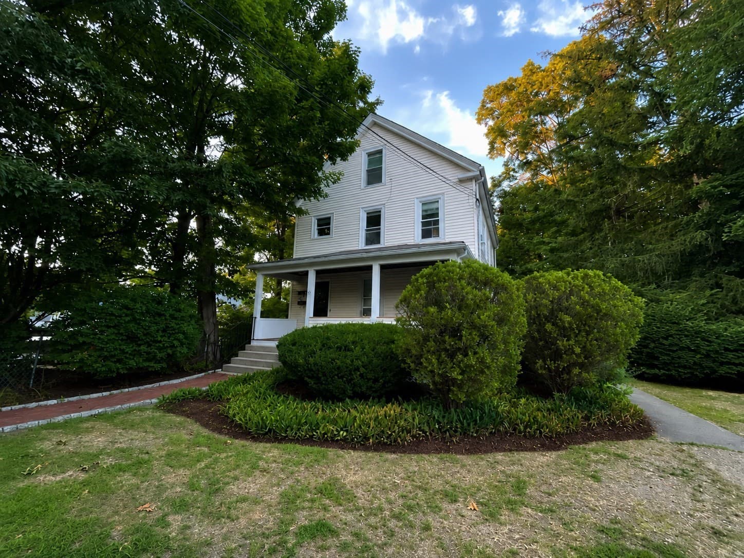 4 Family at 24 Esty St., Ashland MA 01721, photo 2 of 28