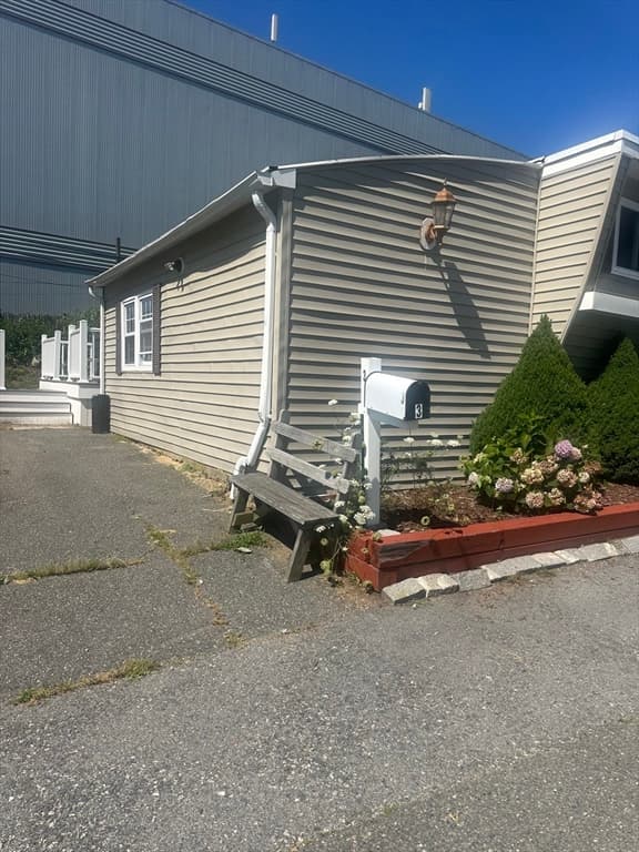 Mobile Home at 466 Newberry # 3, Danvers MA 01923, Danvers, photo 4 of 27