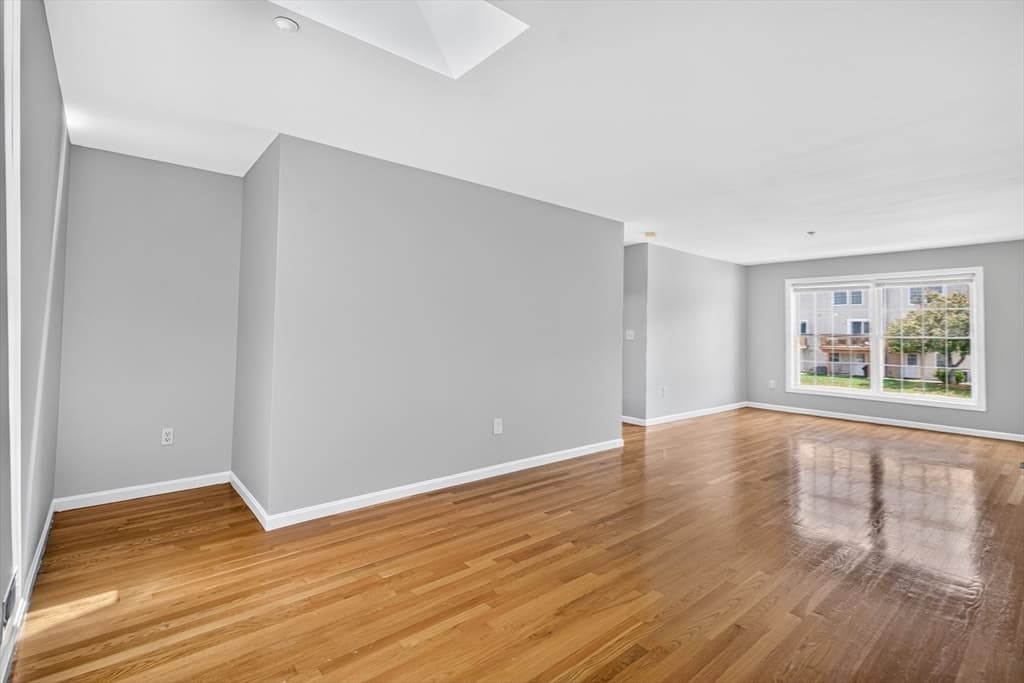 Condominium at 5 Chandler Ct # A, Hudson NH 03051, Hudson, photo 16 of 39
