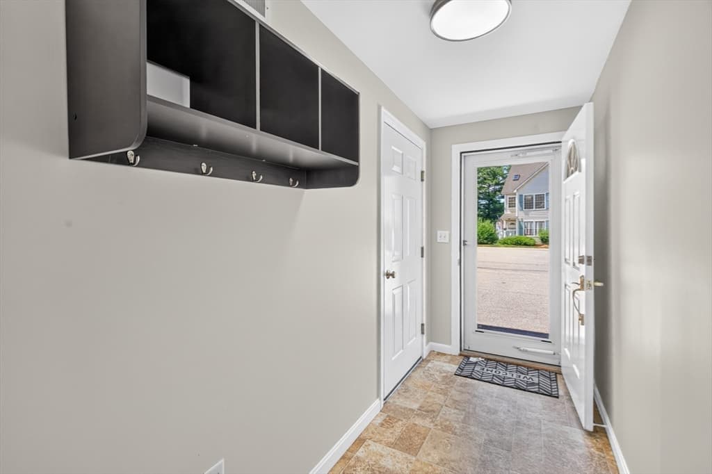 Condominium at 5 Chandler Ct # A, Hudson NH 03051, Hudson, photo 36 of 39