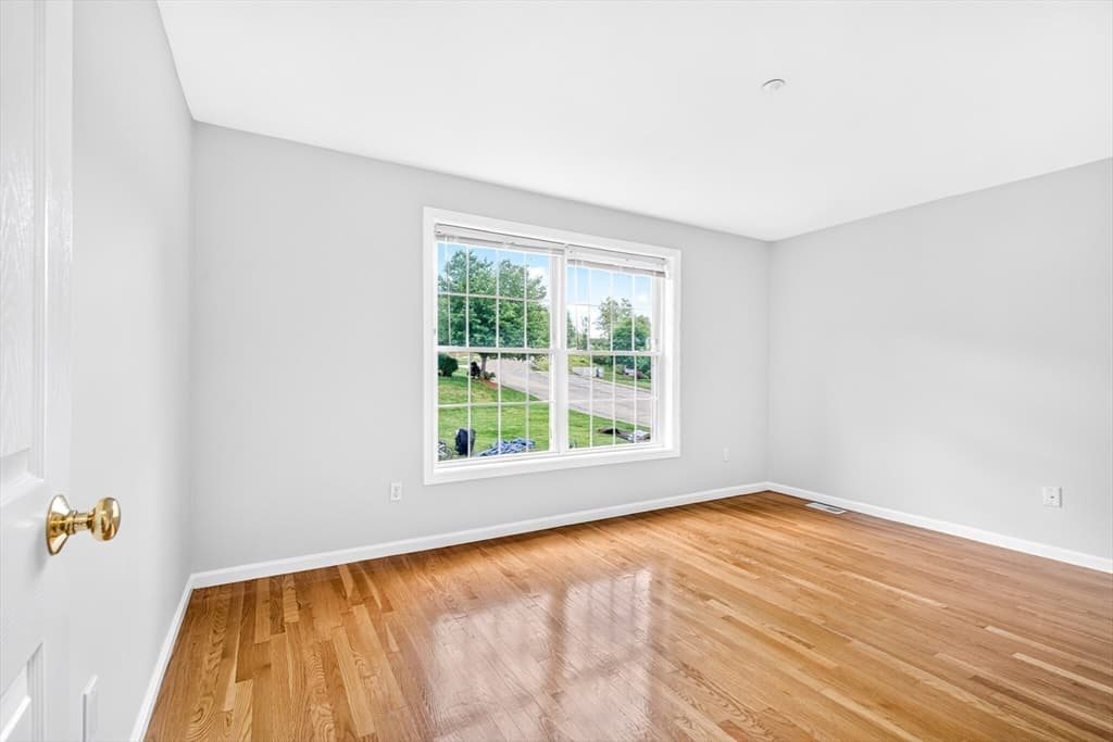 Condominium at 5 Chandler Ct # A, Hudson NH 03051, Hudson, photo 25 of 39