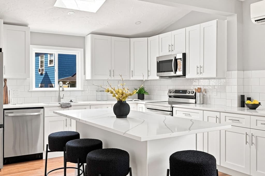 25 Leland St, Malden MA 02148 photo 7