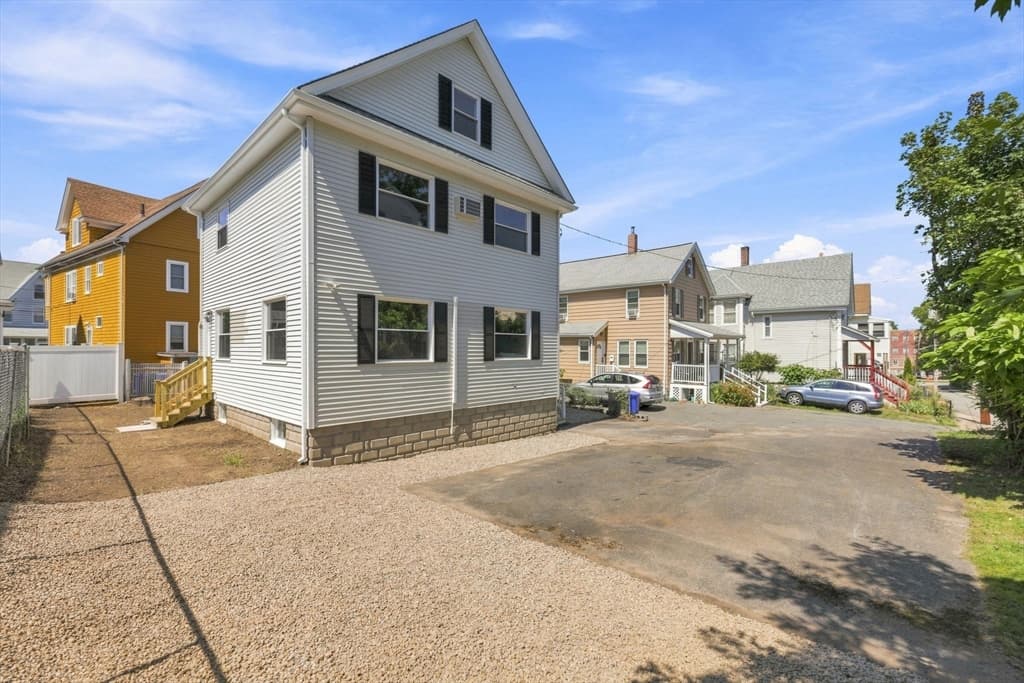 25 Leland St, Malden MA 02148 photo 32