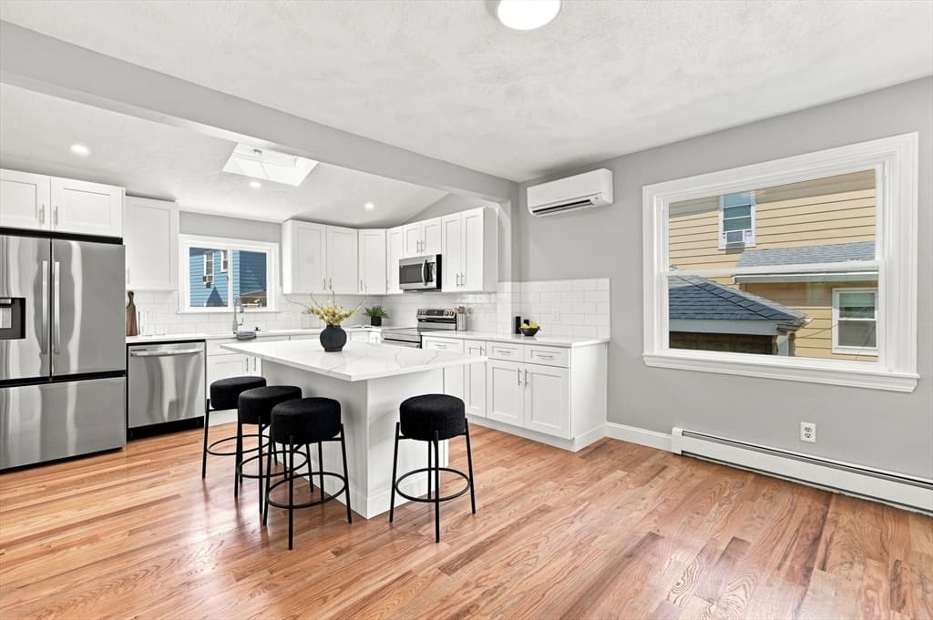 25 Leland St, Malden MA 02148 photo 9
