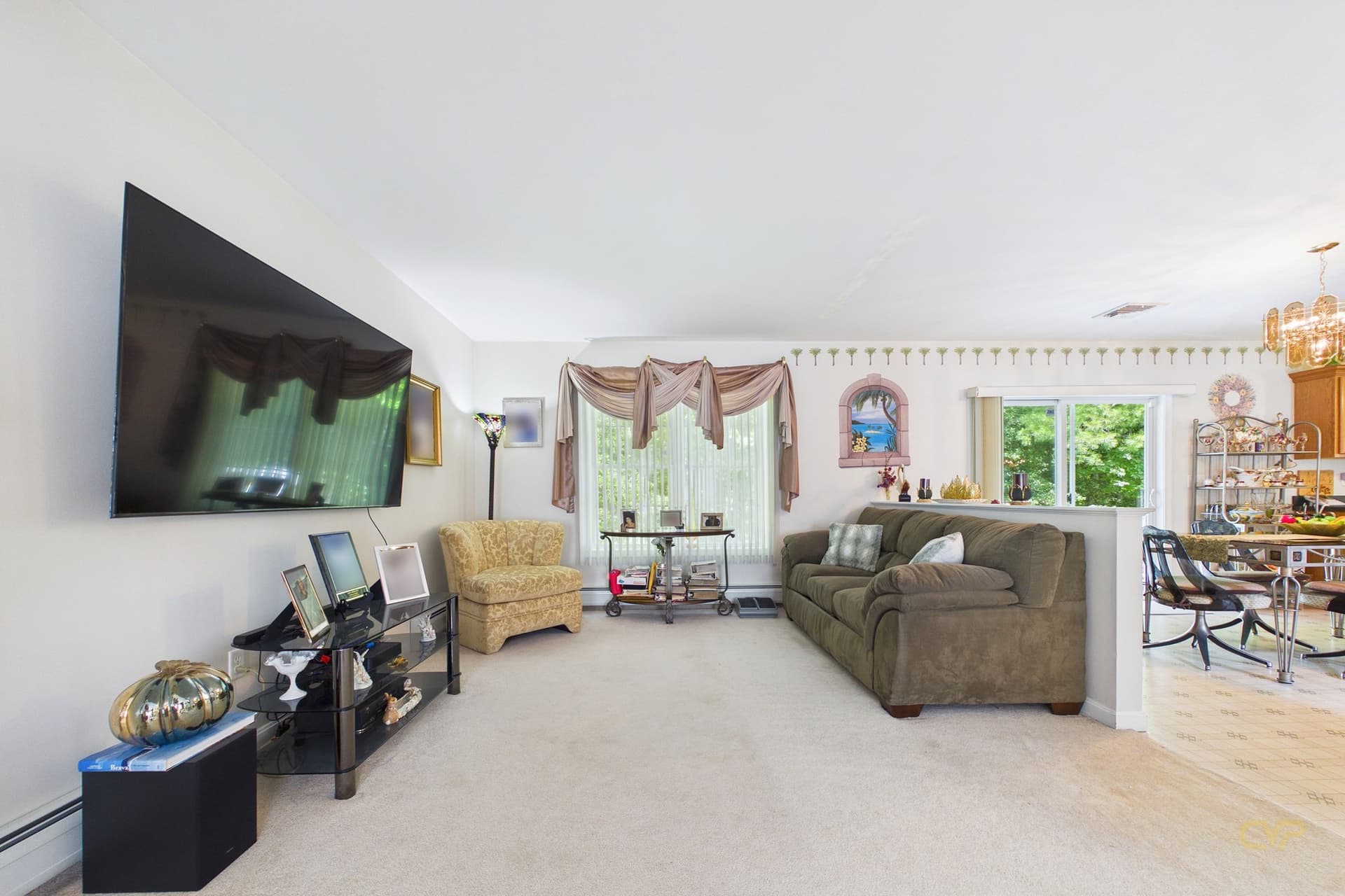 Single Family Residence at 76 Erin Ct., New Bedford MA 02745, photo 8 of 34