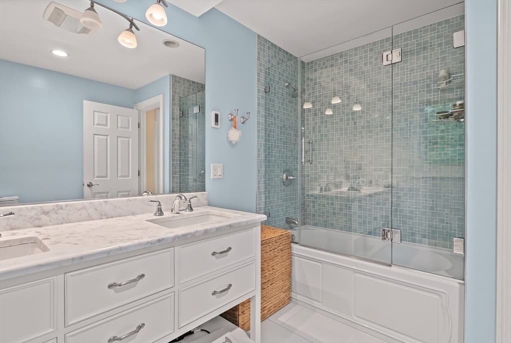 37-39 Beaconsfield Road, Brookline MA 02445 photo 17