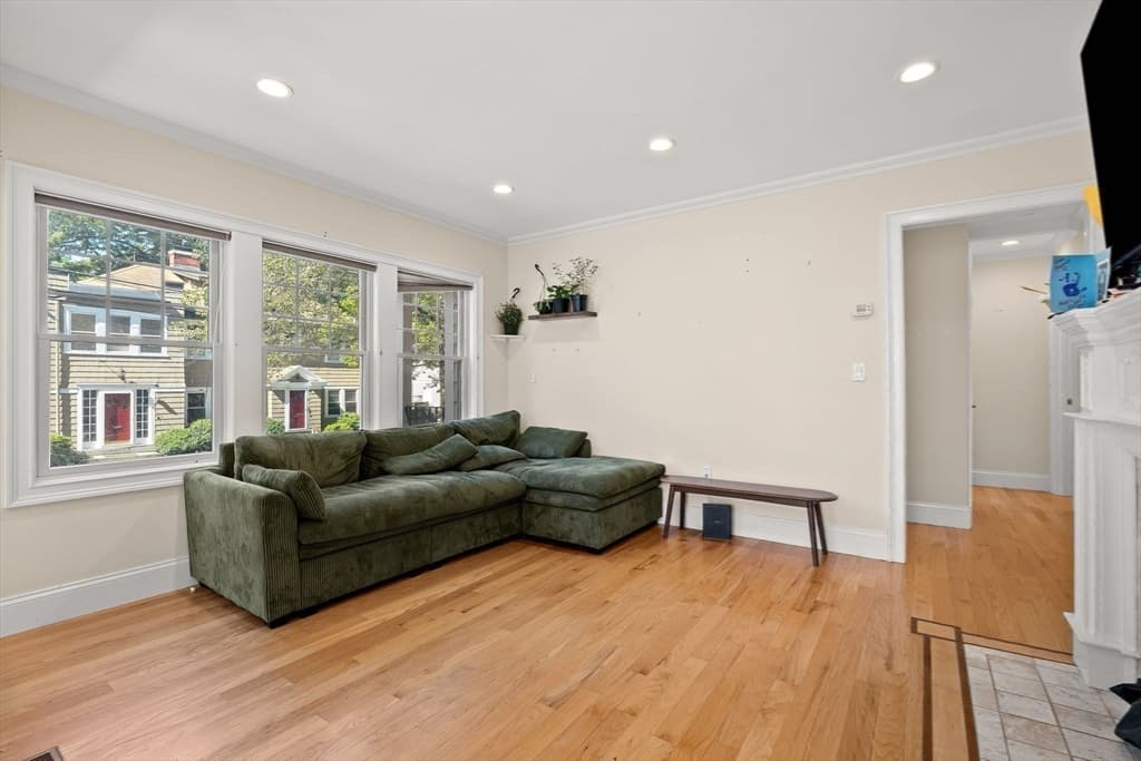 37-39 Beaconsfield Road, Brookline MA 02445 photo 26