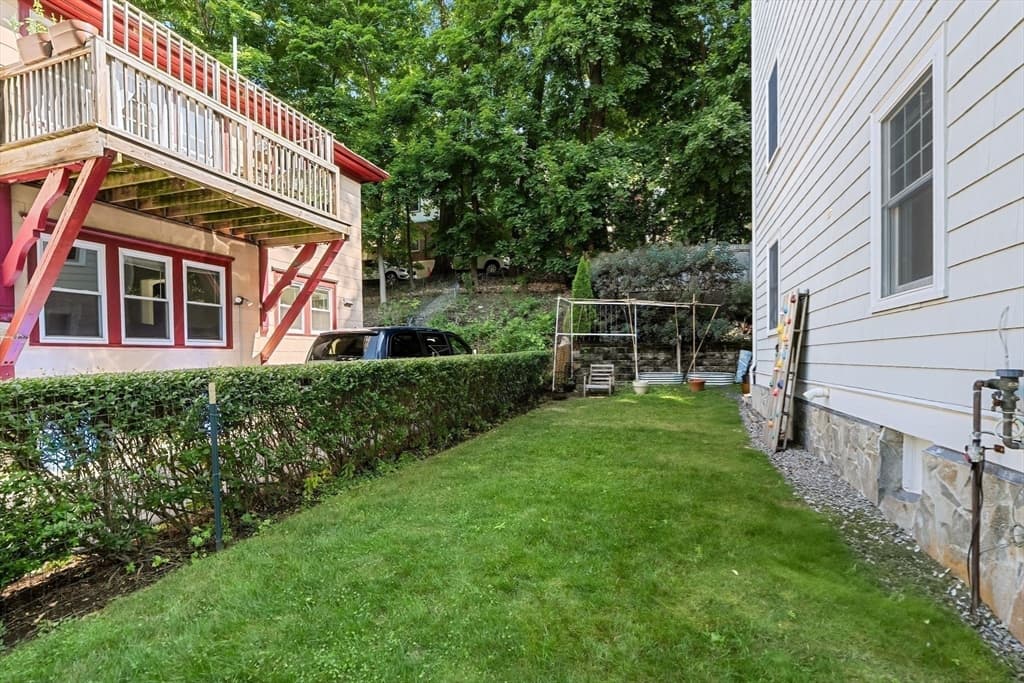 37-39 Beaconsfield Road, Brookline MA 02445 photo 9