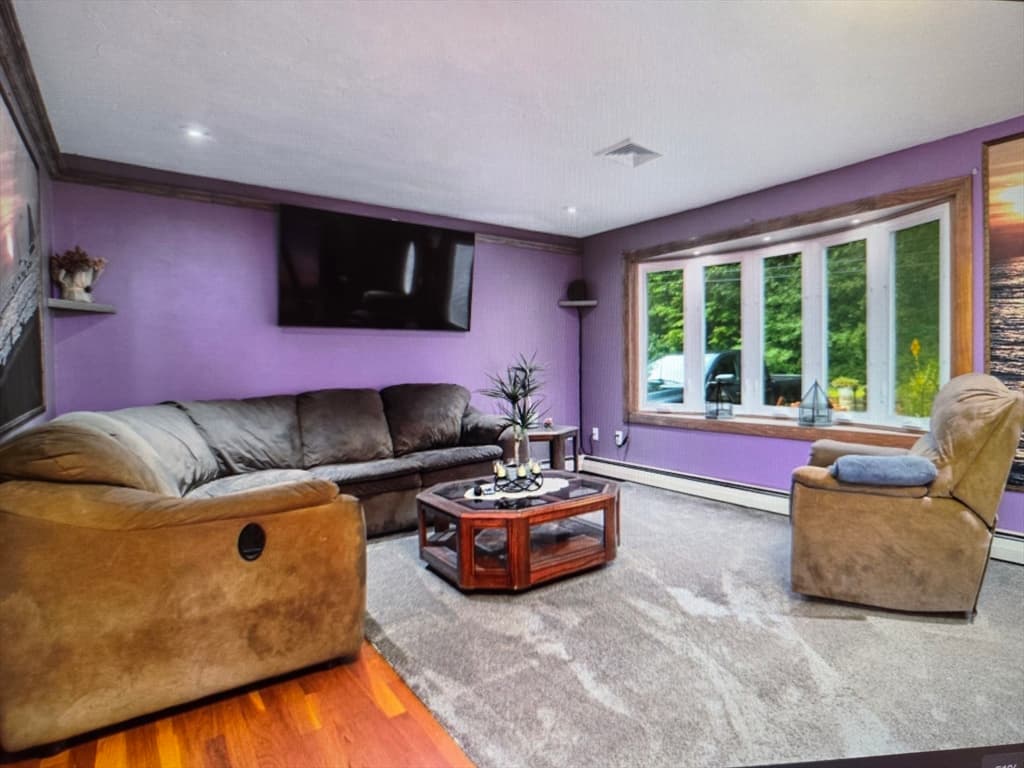 54 Lancaster Rd, Clinton MA 01510 photo 3