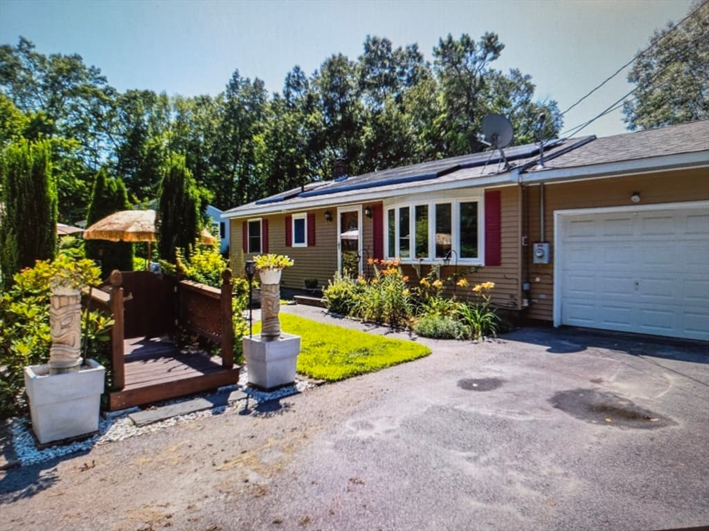 54 Lancaster Rd, Clinton MA 01510 photo 38