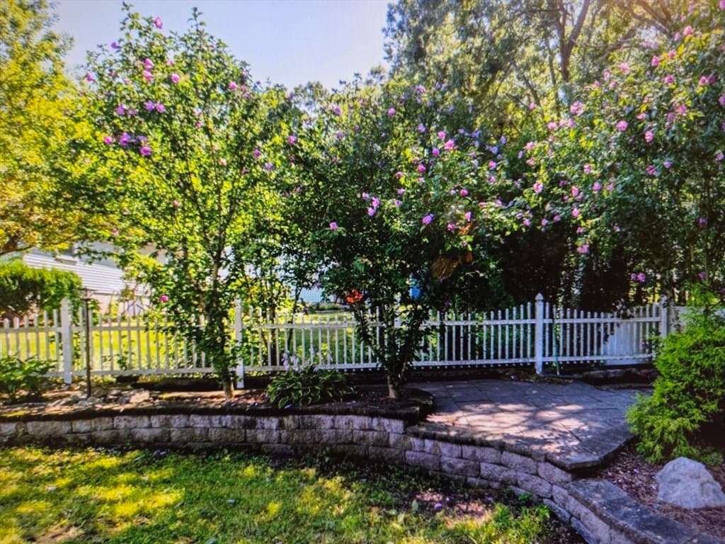 54 Lancaster Rd, Clinton MA 01510 photo 33