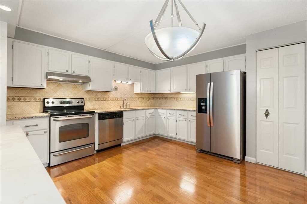 148 Marble St # 404, Stoneham MA 02180 photo 3