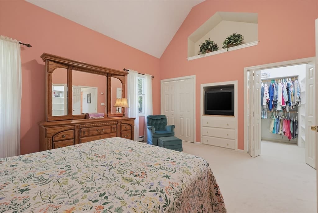 650 Crane Ave S, Taunton MA 02780 photo 17