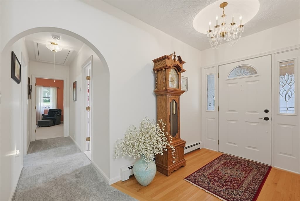 650 Crane Ave S, Taunton MA 02780 photo 5
