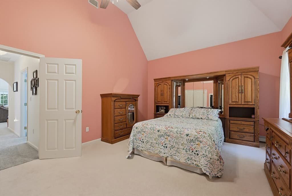 650 Crane Ave S, Taunton MA 02780 photo 15