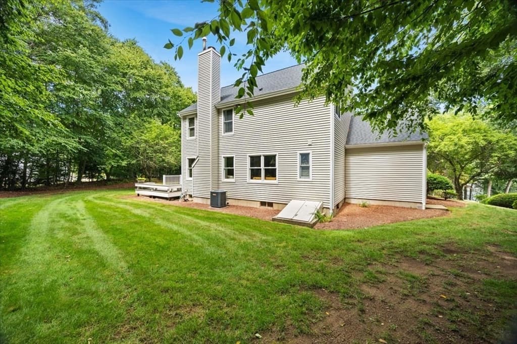 100 W Lake Dr, Taunton MA 02780 photo 32