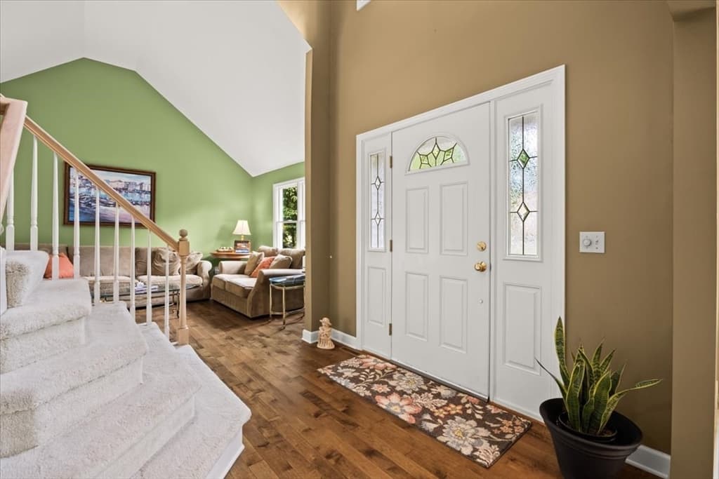 100 W Lake Dr, Taunton MA 02780 photo 9