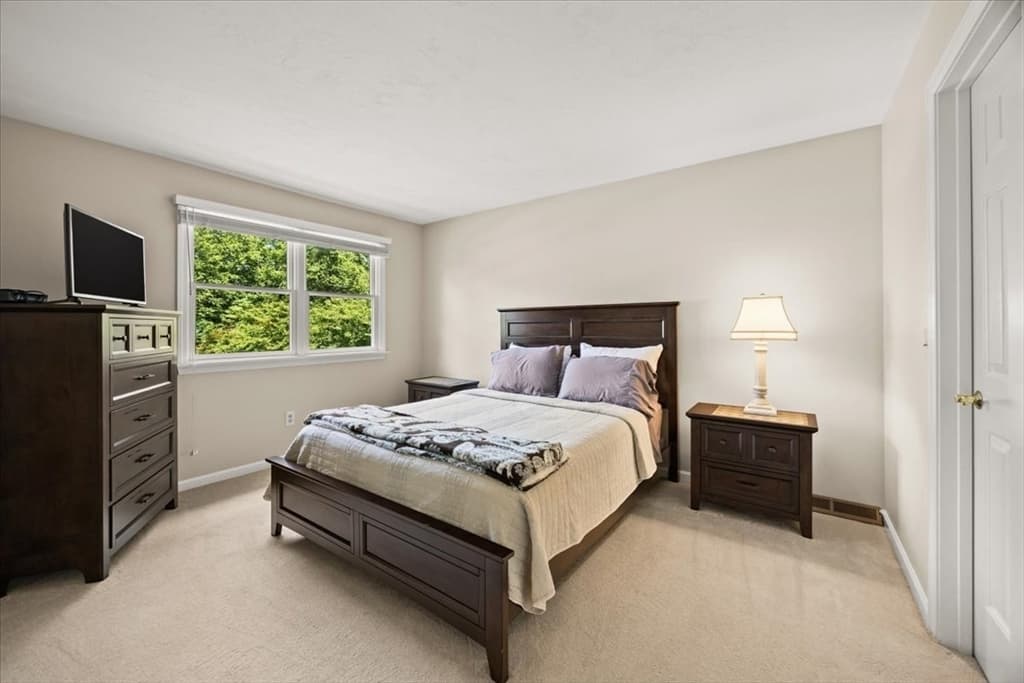 100 W Lake Dr, Taunton MA 02780 photo 29