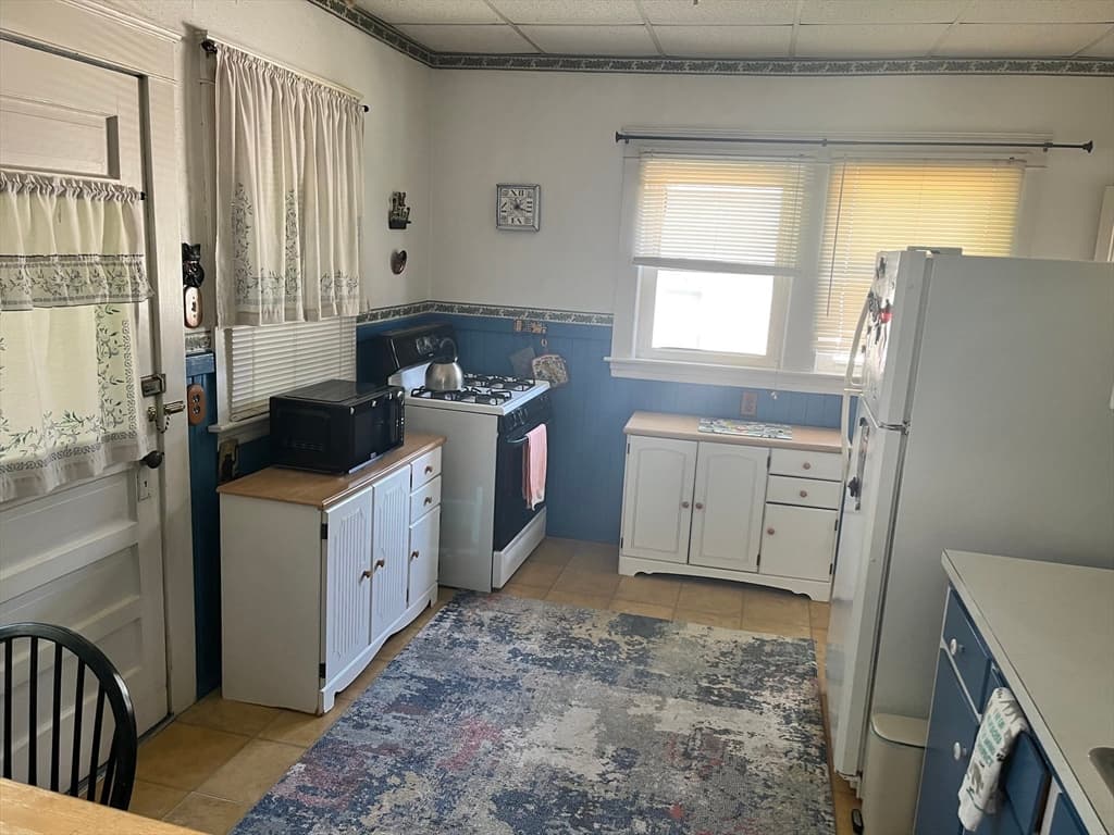34 Woodland St, Southbridge MA 01550 photo 9