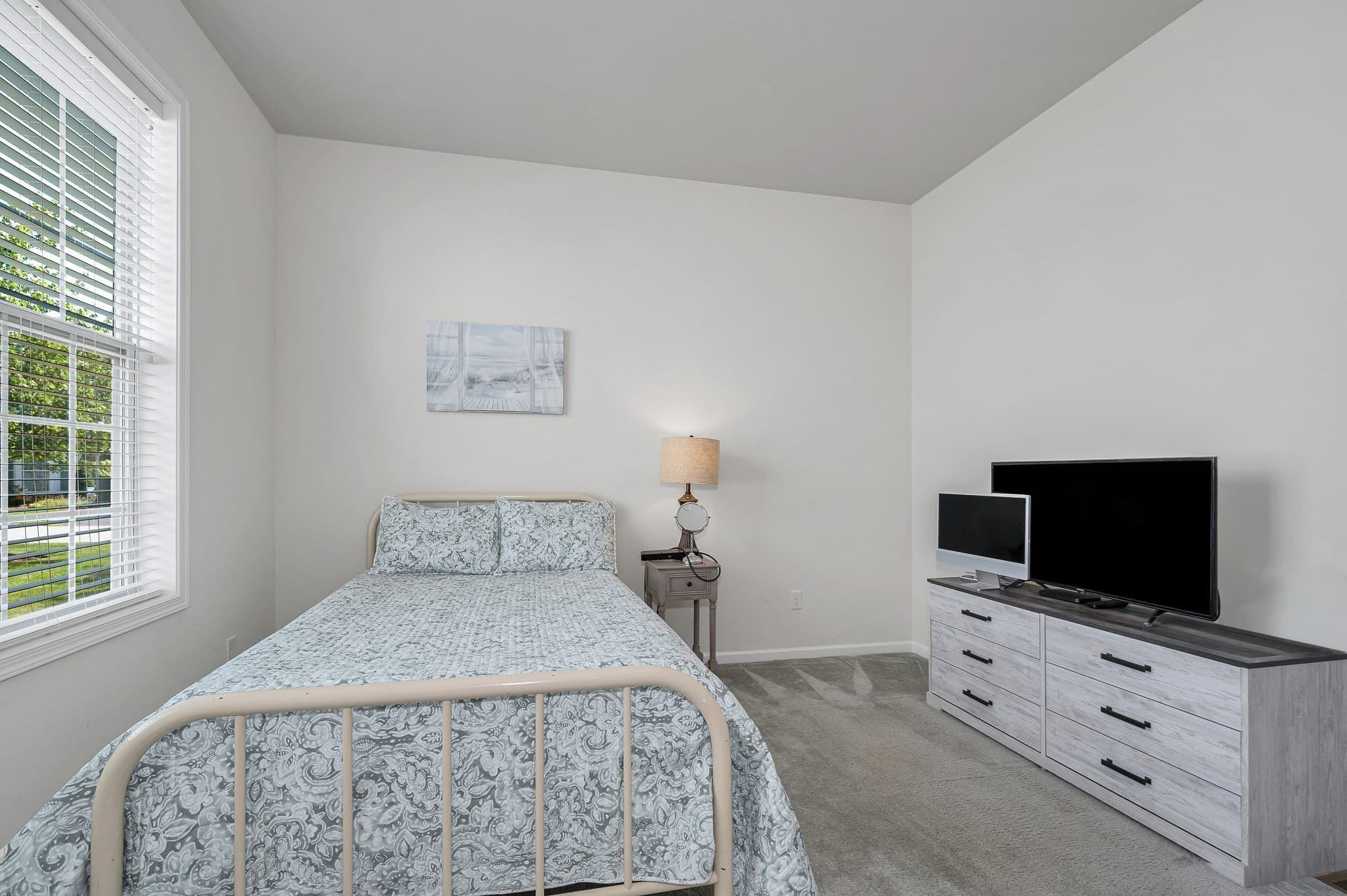 Single Family Residence at 106 Sherwood Dr Methuen Ma 01844, Methuen MA 01844, Methuen, photo 9 of 18