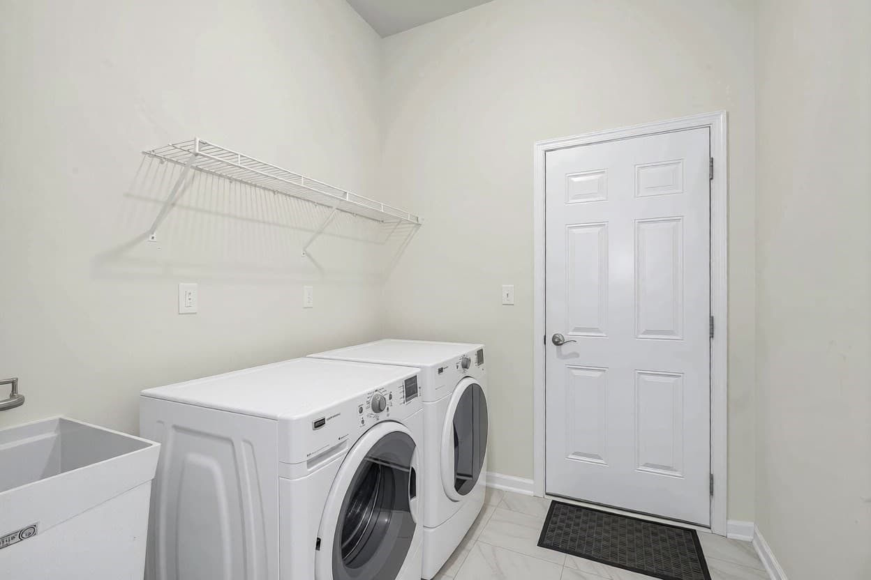 Single Family Residence at 106 Sherwood Dr Methuen Ma 01844, Methuen MA 01844, Methuen, photo 10 of 18