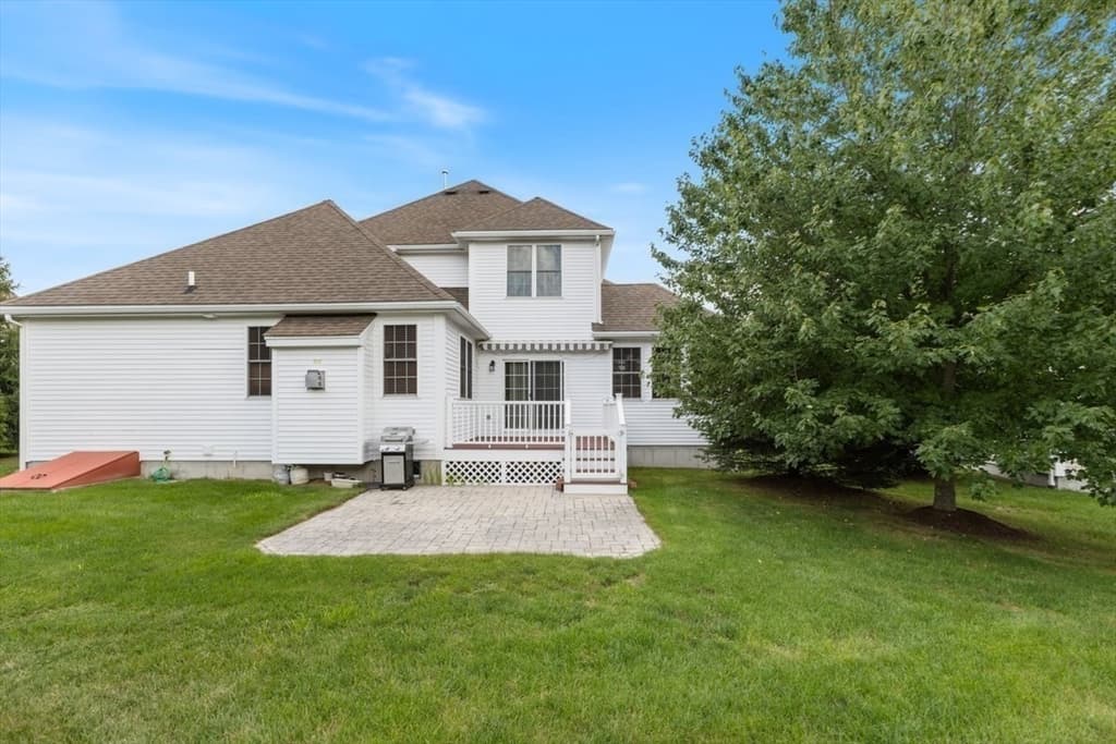 17 Stone Castle Dr # 17, Methuen MA 01844 photo 7