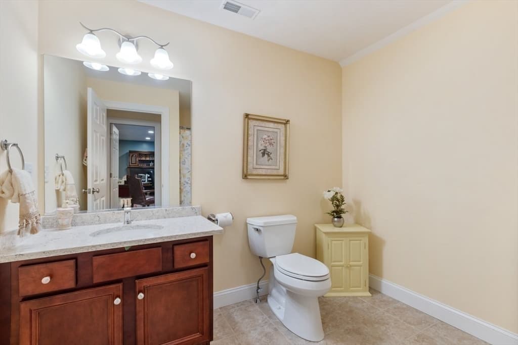 17 Stone Castle Dr # 17, Methuen MA 01844 photo 19