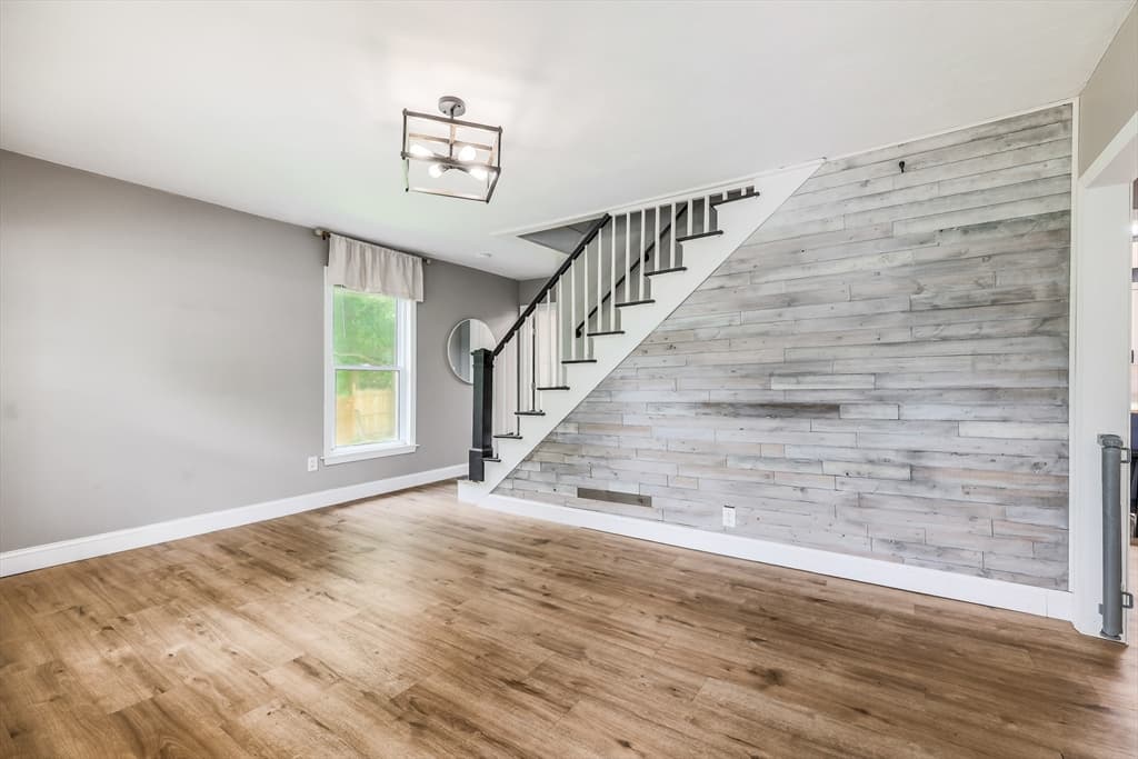 29 May St, Spencer MA 01562 photo 12