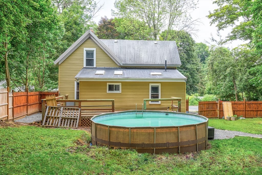 29 May St, Spencer MA 01562 photo 5