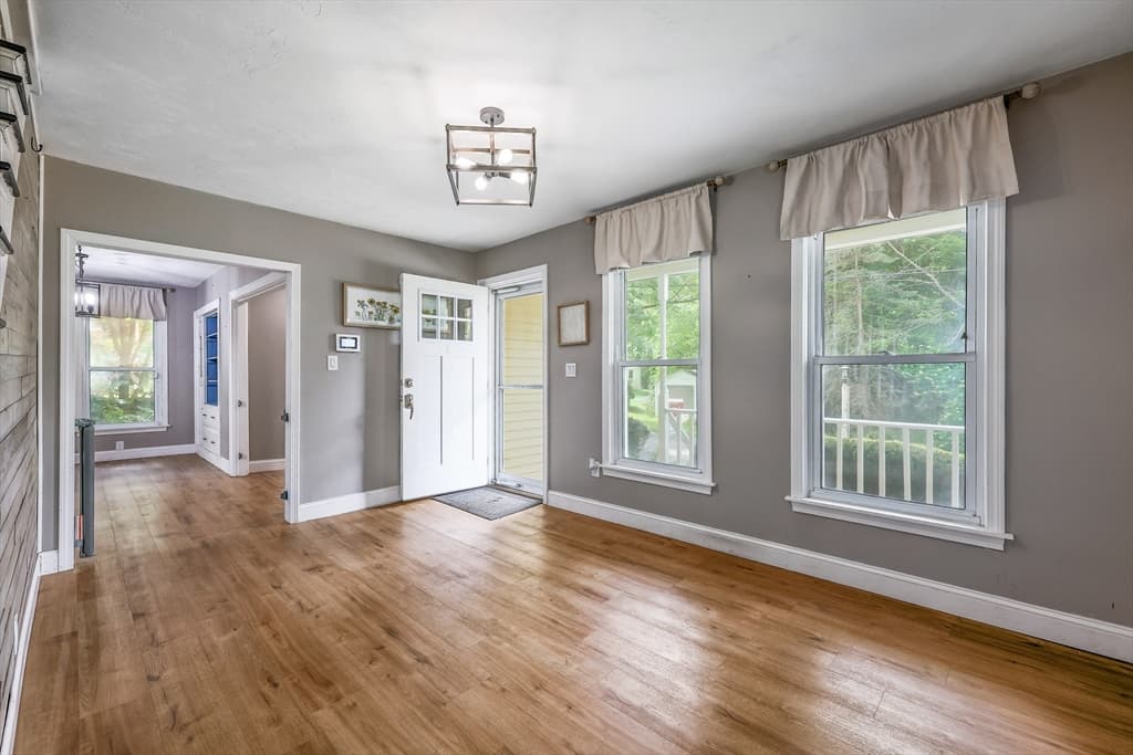 29 May St, Spencer MA 01562 photo 11