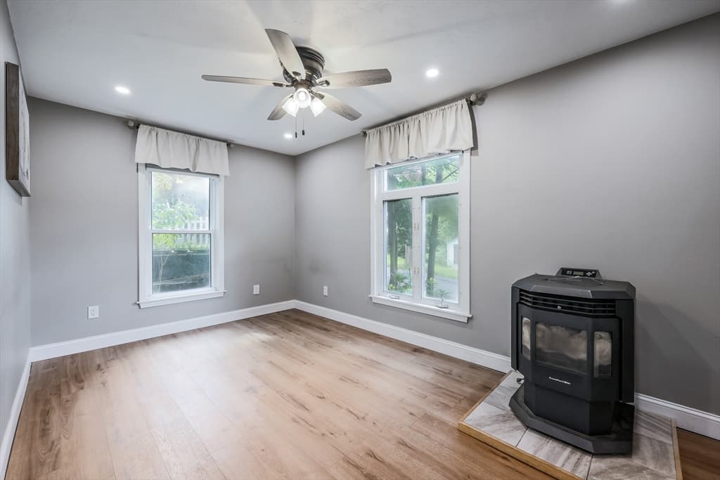 29 May St, Spencer MA 01562 photo 19
