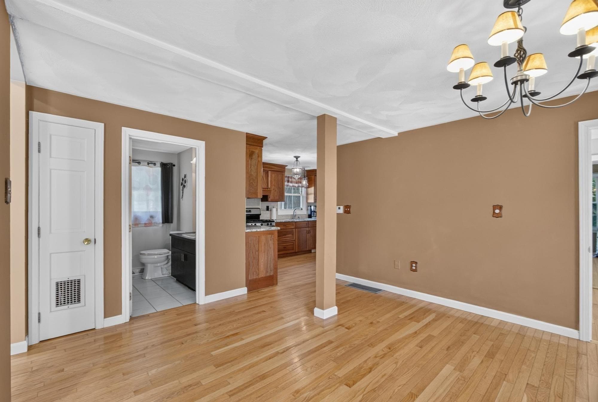 Single Family Residence at 6 Paddock Lane, Dracut MA 01826, Dracut, photo 15 of 42