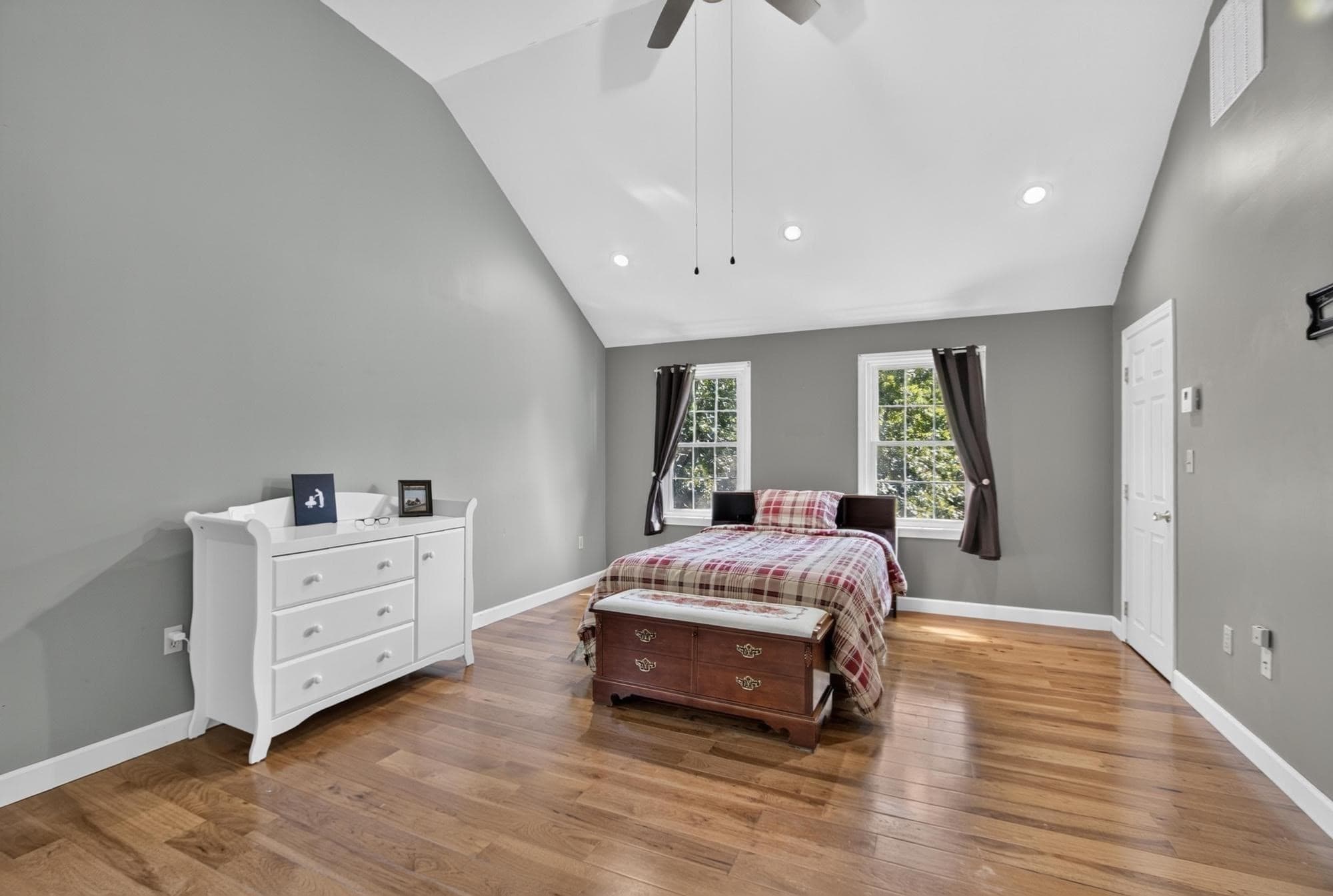 Single Family Residence at 6 Paddock Lane, Dracut MA 01826, Dracut, photo 8 of 42
