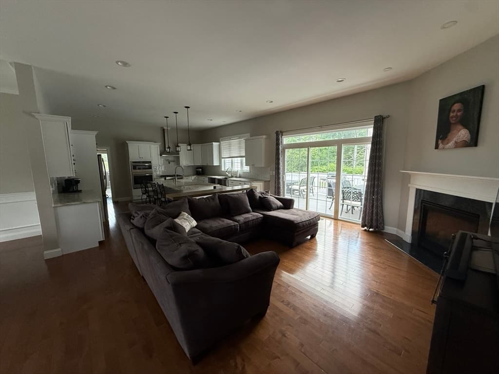 14 Stone Ridge Dr, Seekonk MA 02771 photo 8