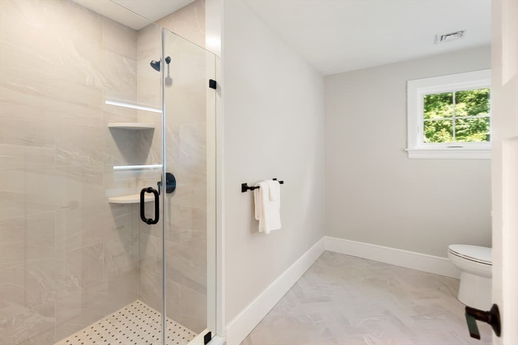 SIX Lane Avenue, Bedford MA 01730 photo 24