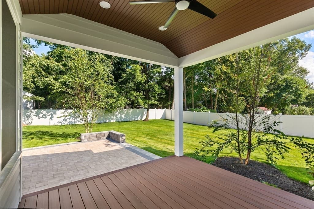 SIX Lane Avenue, Bedford MA 01730 photo 30