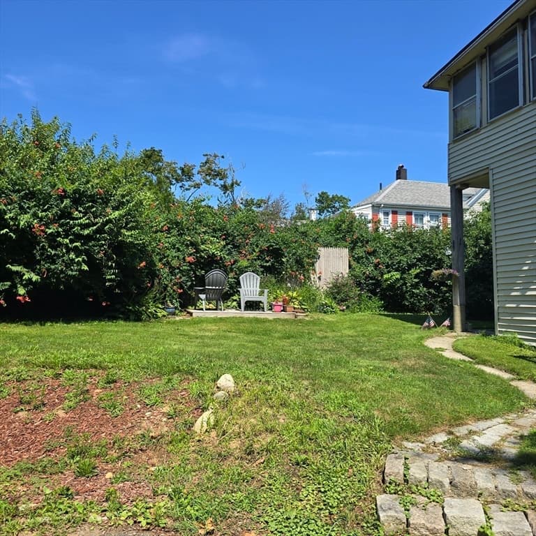 43 Mayflower St, Plymouth MA 02360 photo 4