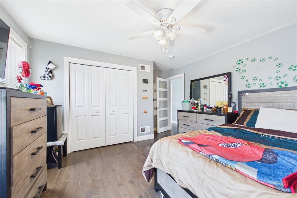 65 Armsby St, New Bedford MA 02745 photo 24