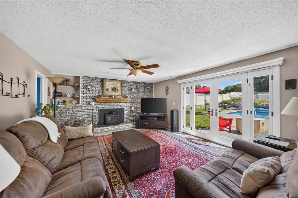 6 Topaz Ln, Dartmouth MA 02747 photo 27
