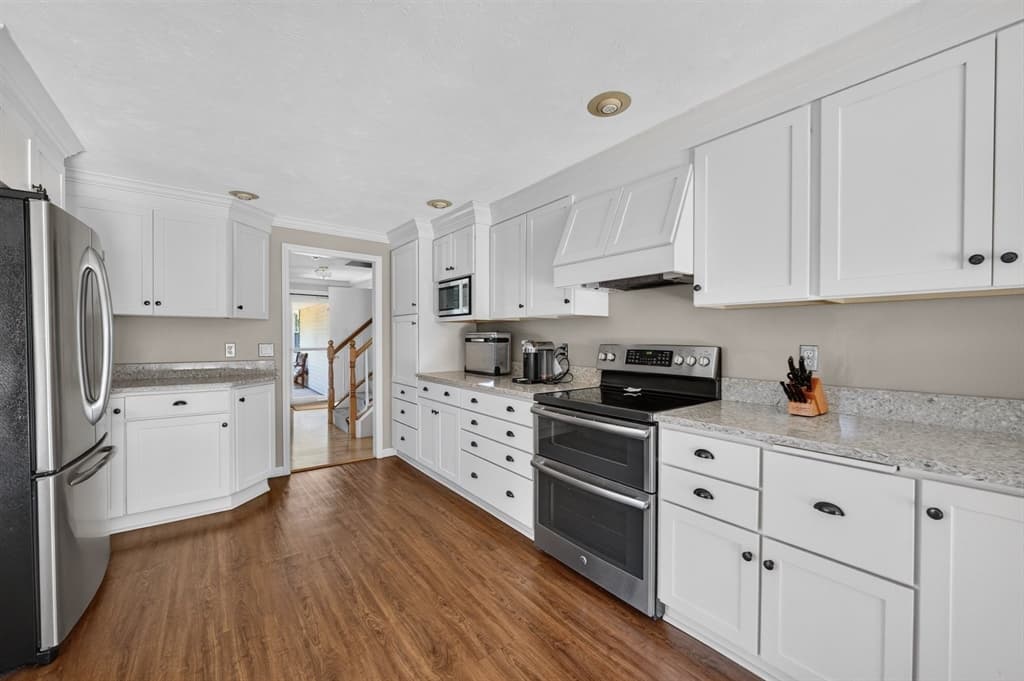 6 Topaz Ln, Dartmouth MA 02747 photo 10