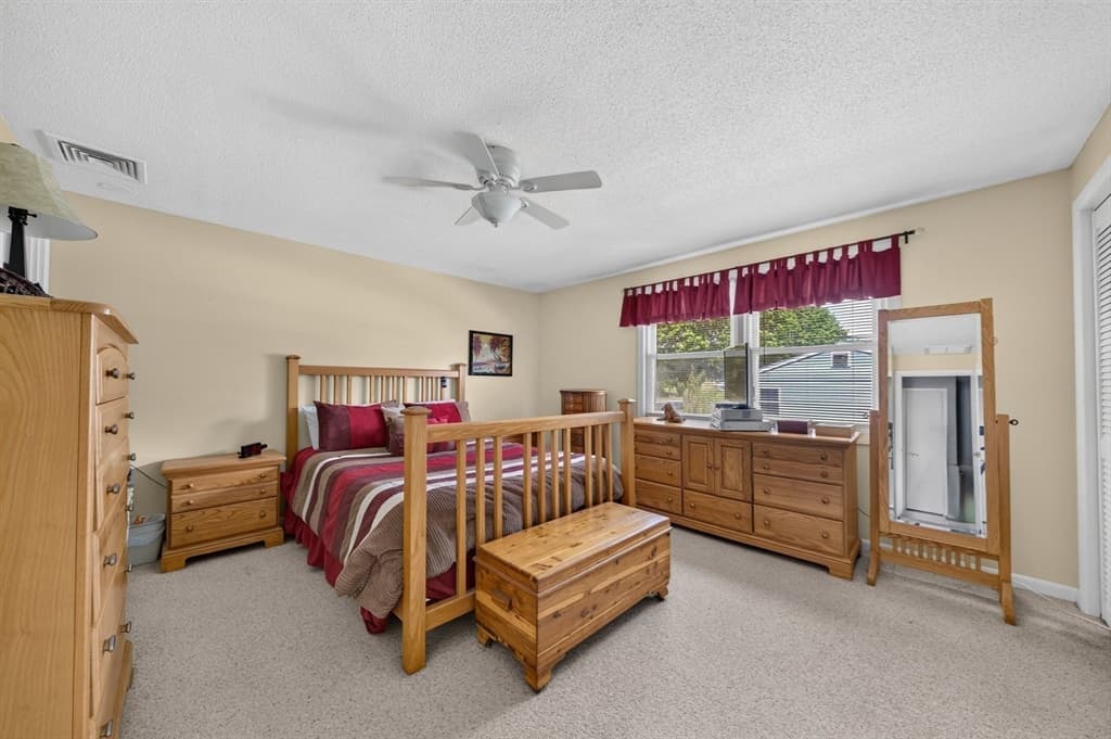 6 Topaz Ln, Dartmouth MA 02747 photo 18