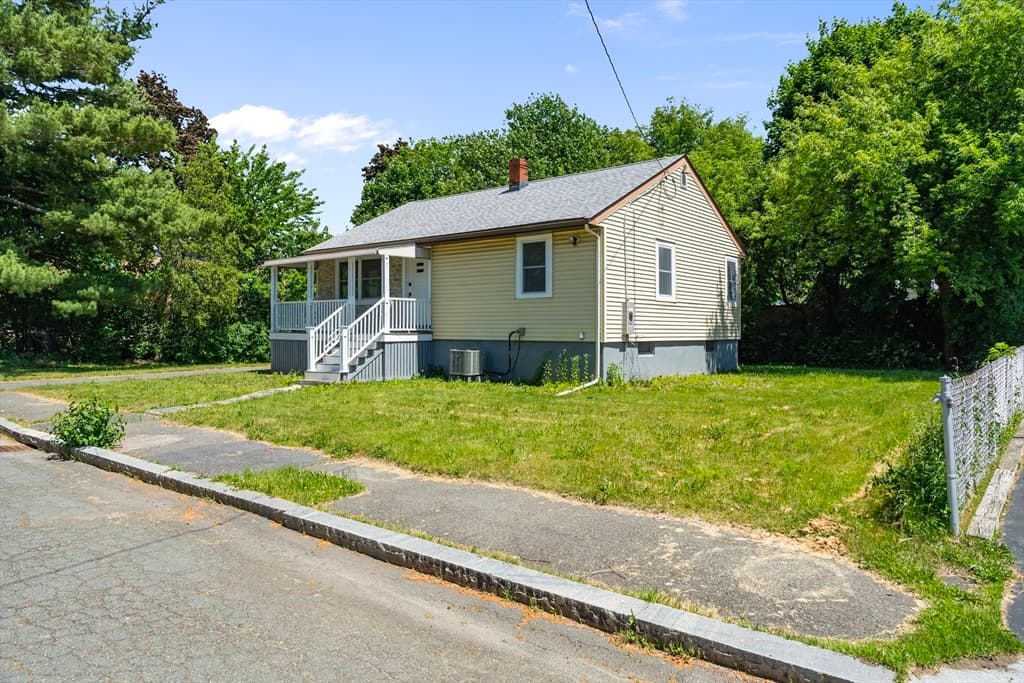37 Bent Ave, Malden MA 02148 photo 28