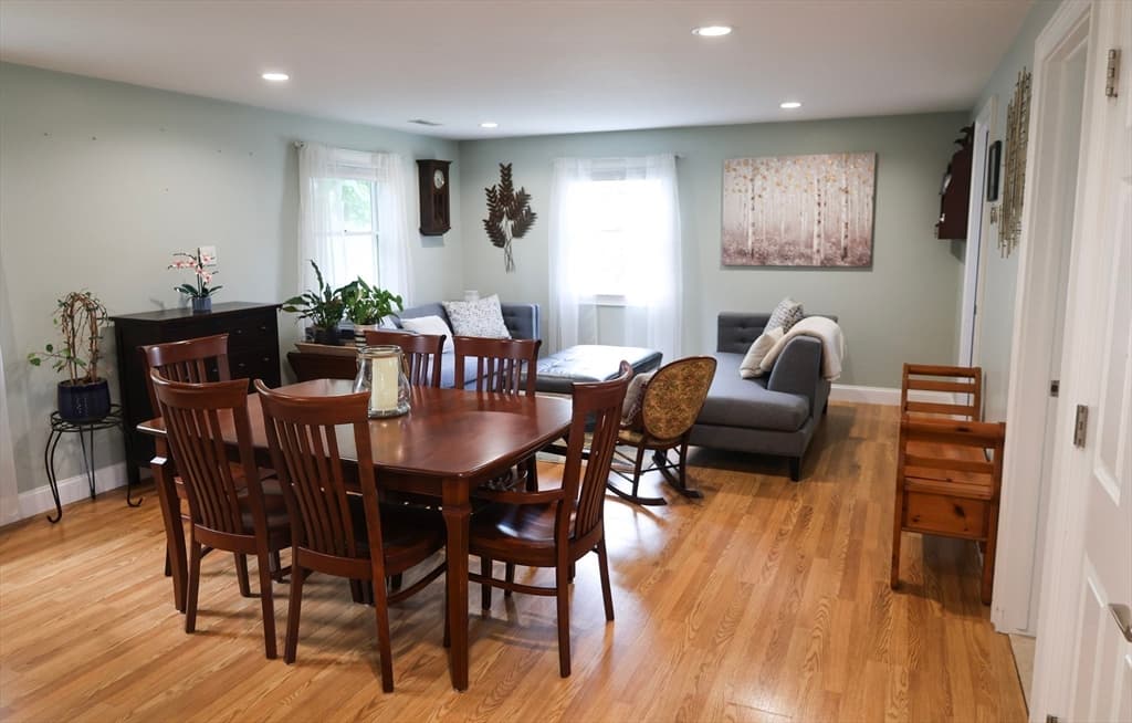 129 Burley St, Danvers MA 01923 photo 9