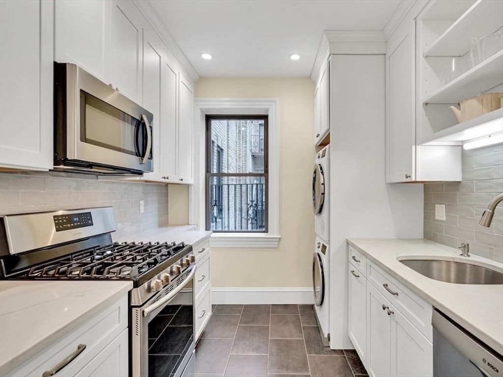 1662 Commonwealth Ave # 41, Boston MA 02135 photo 2