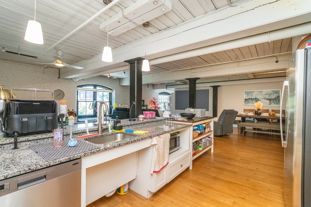 55 Sterling St # 203, Clinton MA 01510 photo 12