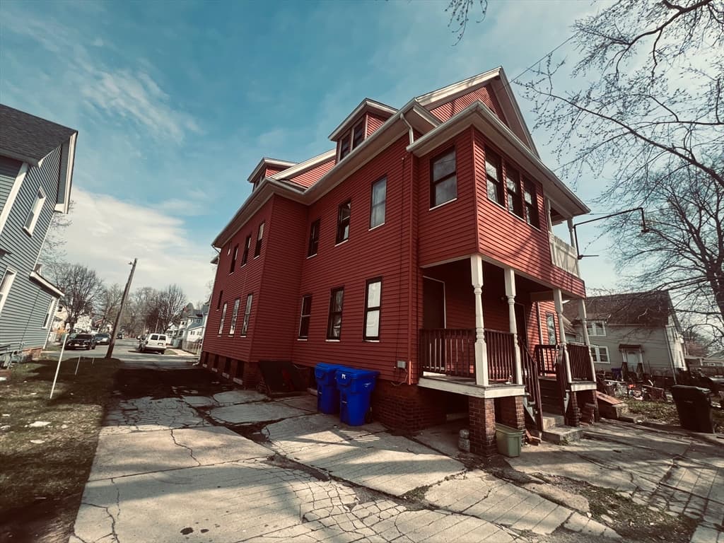 157-159 Lebanon St, Springfield MA 01109 photo 4
